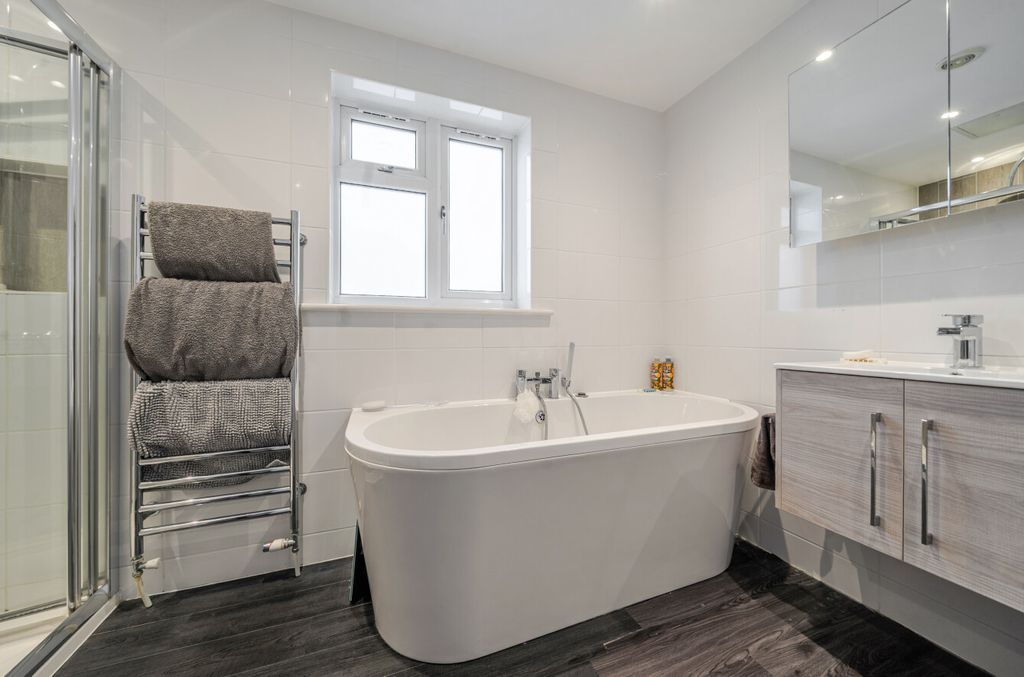 Property photo 3 of 14 1484109-5-6A47E5F...