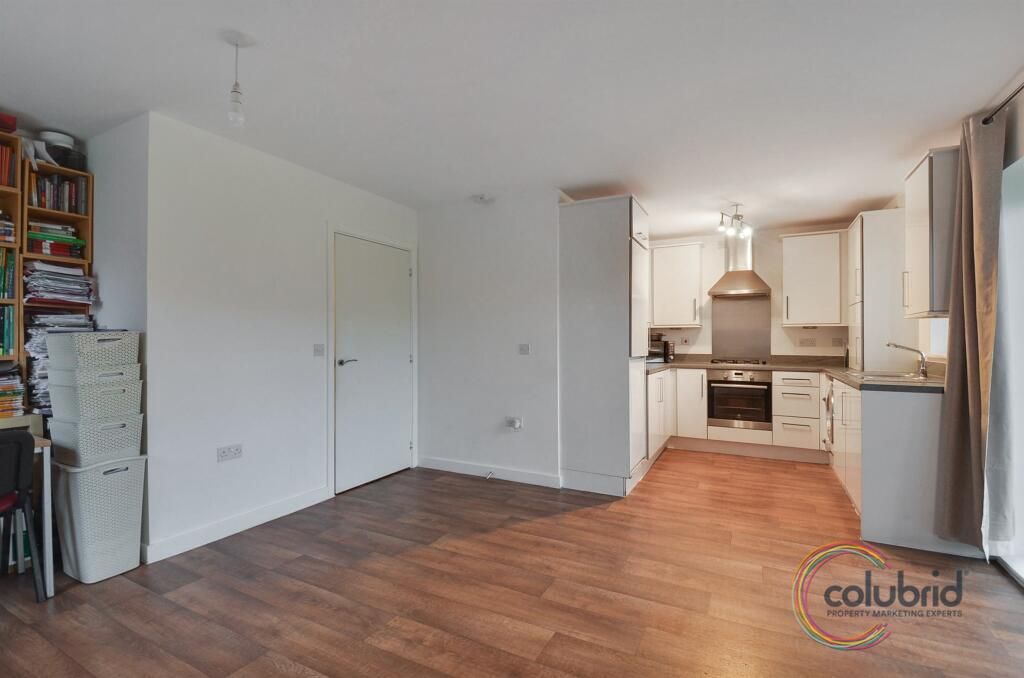 Property photo 3 of 13 9Ddff7Caa008d7758463Ead1943d0799.Jpeg