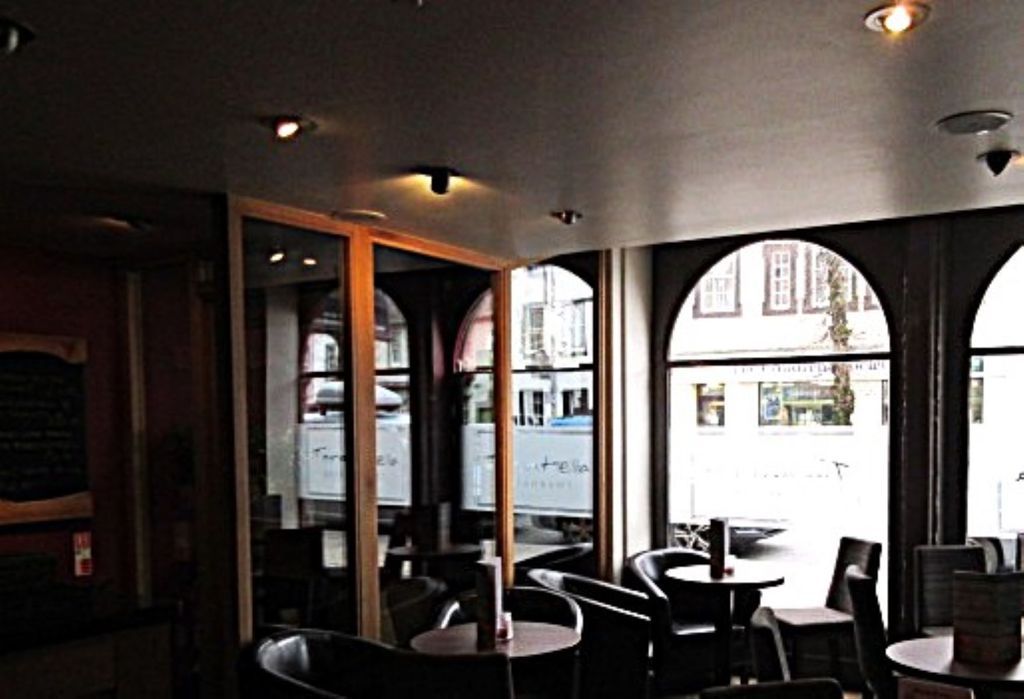 Property photo 2 of 10 Photo 2