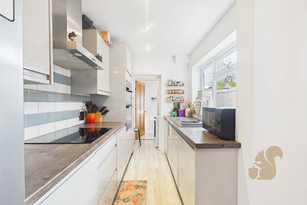 Property photo 3 of 23 Cam01659G0-Pr0794-Still014.Jpg