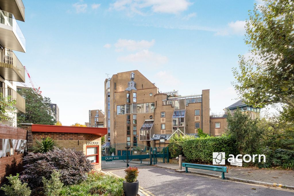 Property photo 2 of 10 External (2)