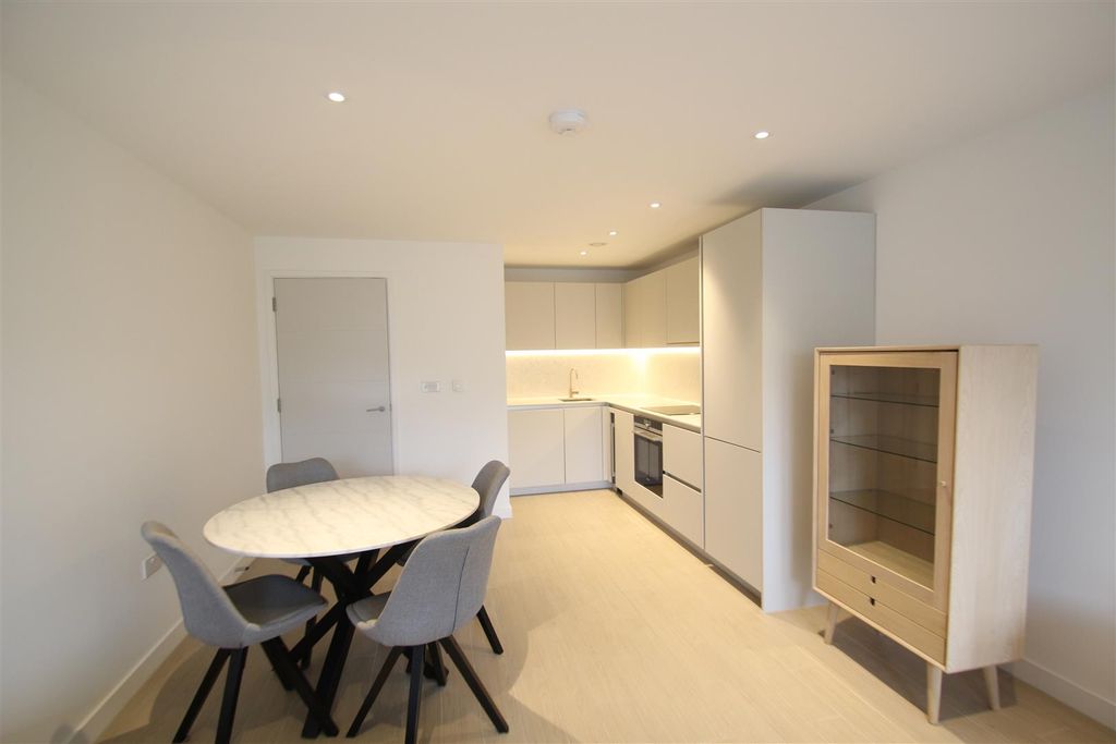 Property photo 3 of 14 Reception Room