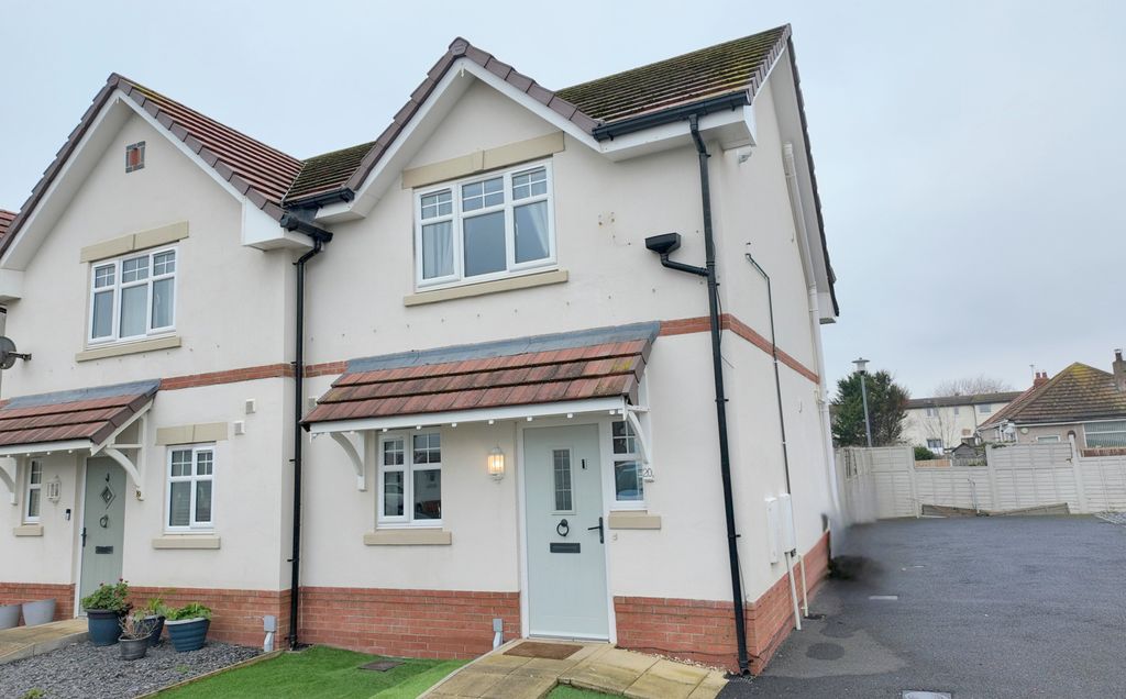 Property photo 2 of 22