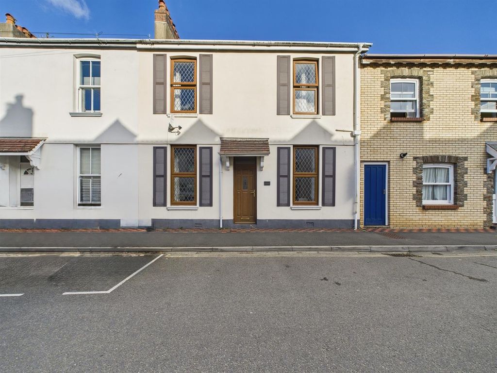 Property photo 1 of 11 Front.Jpg