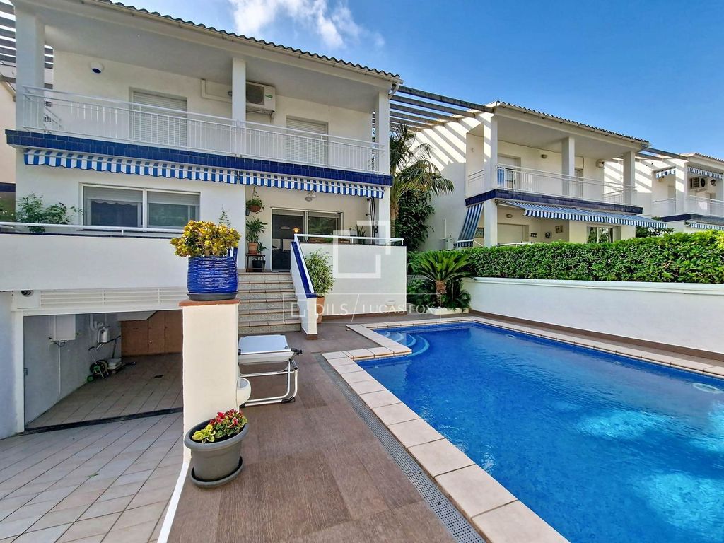 Property photo 1 of 66