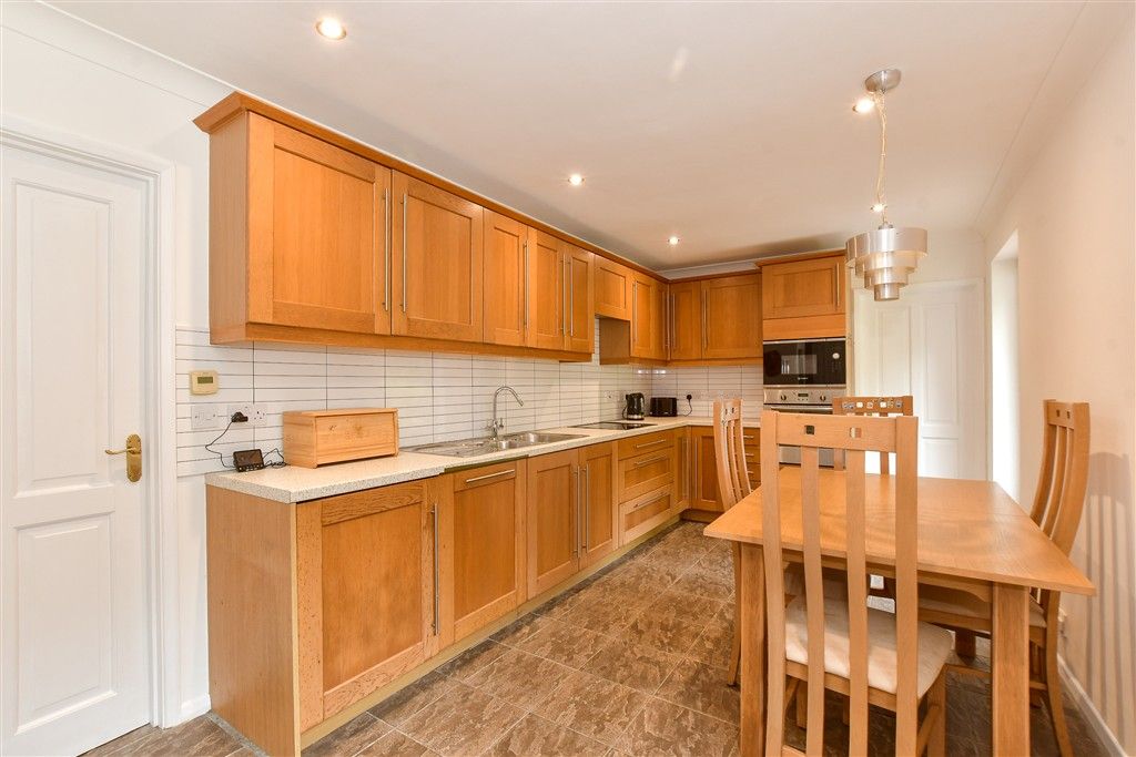 Property photo 3 of 15 Kitchen/ Breakfast Room