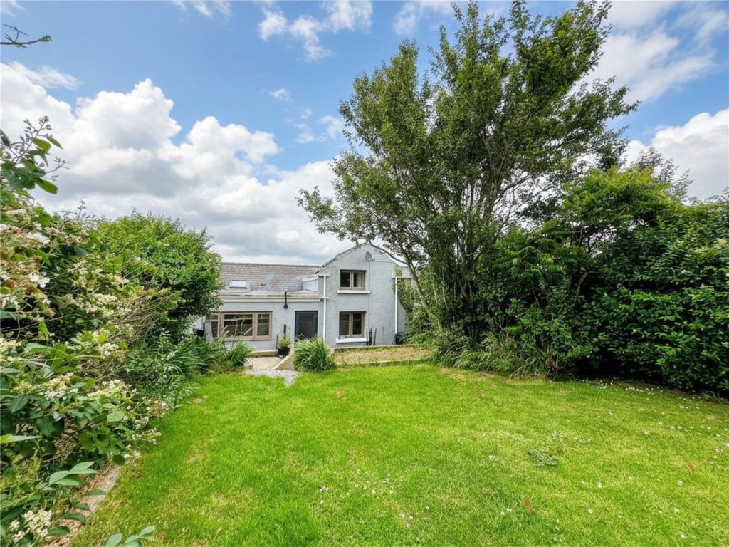 Property photo 2 of 18 Picture No. 04