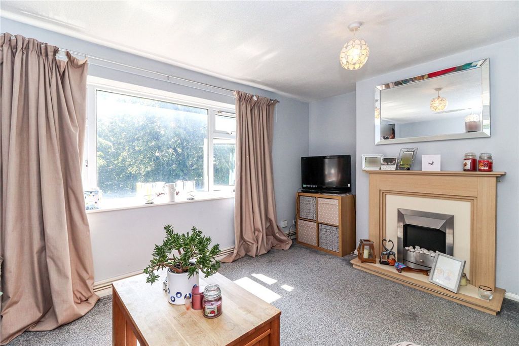 Property photo 2 of 13 Picture No. 03