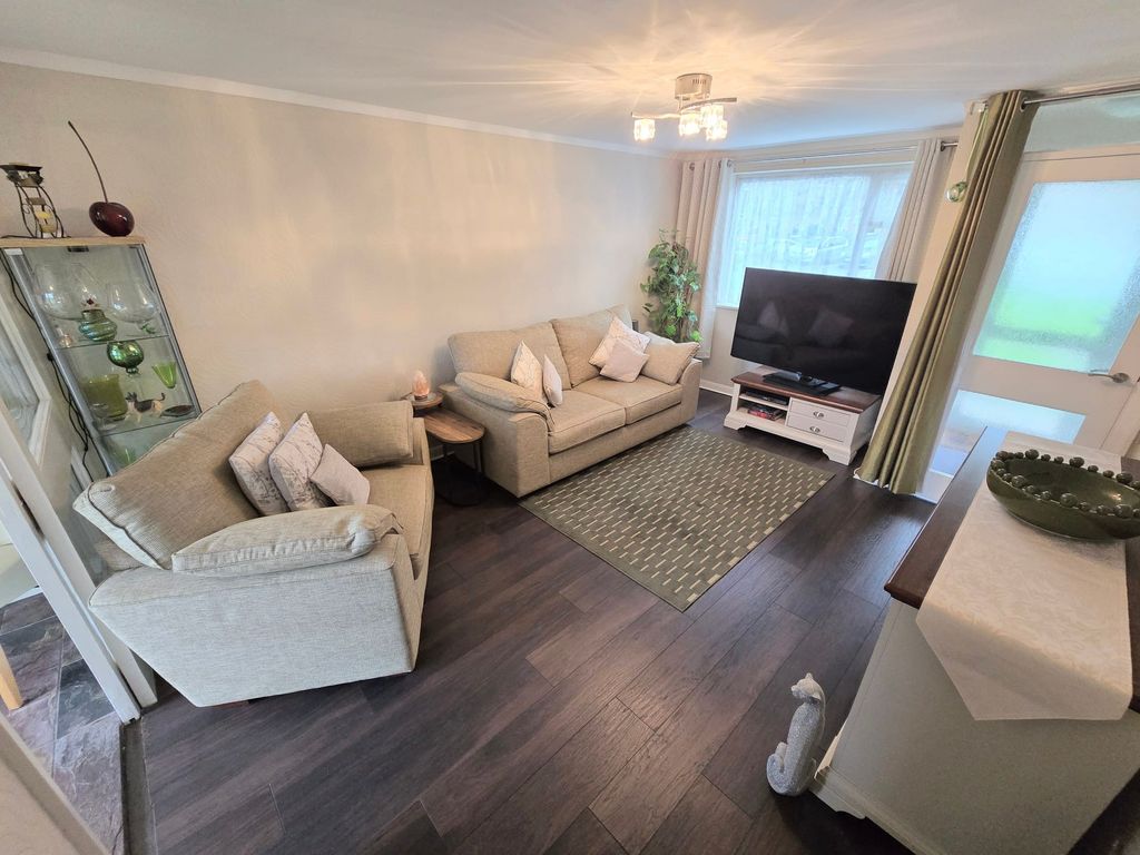 Property photo 2 of 14 Lounge A