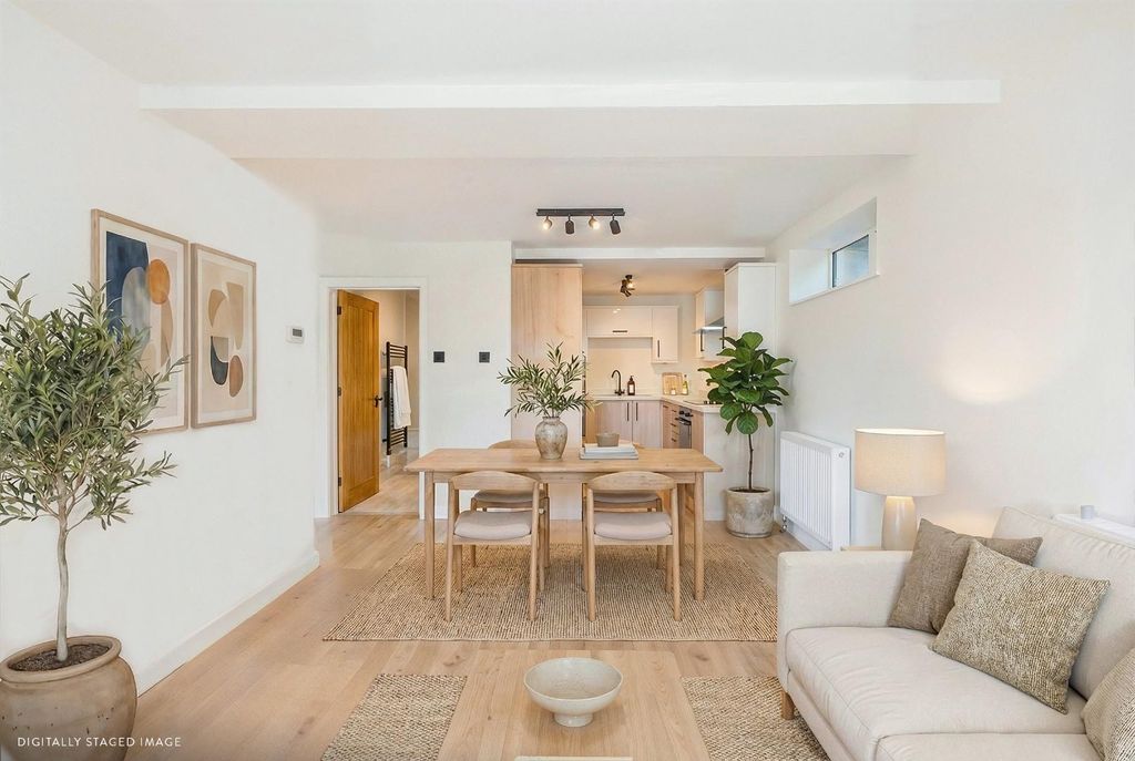 Property photo 1 of 9 014A4760-Charlien.Jpg