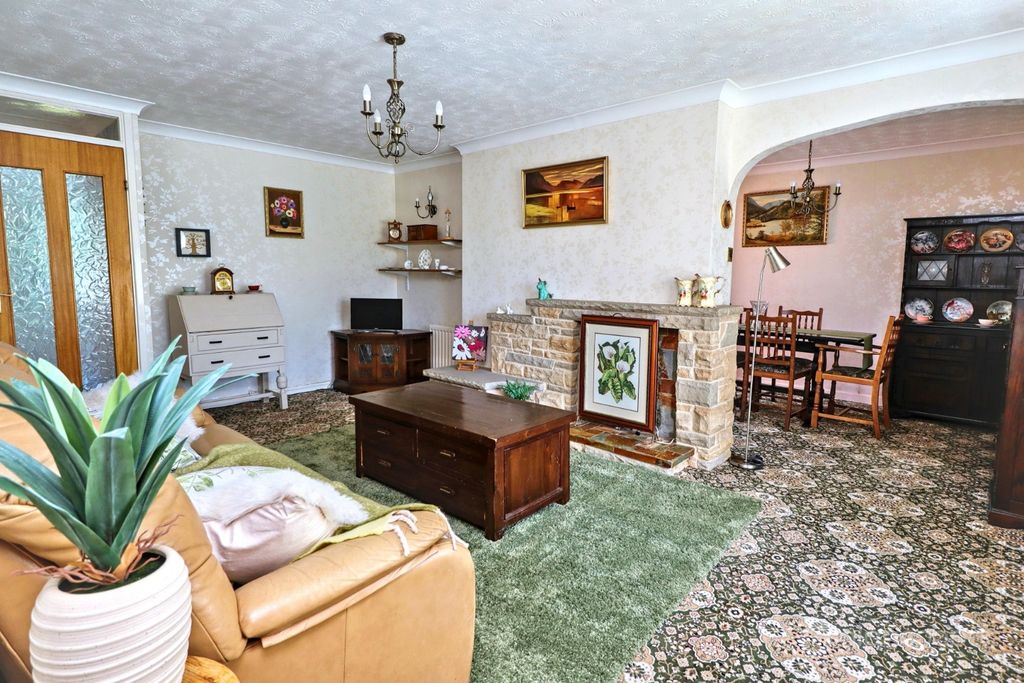 Property photo 3 of 25 4662933
