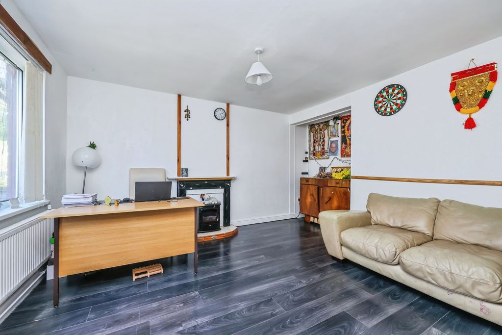 Property photo 3 of 19 Reception Hall