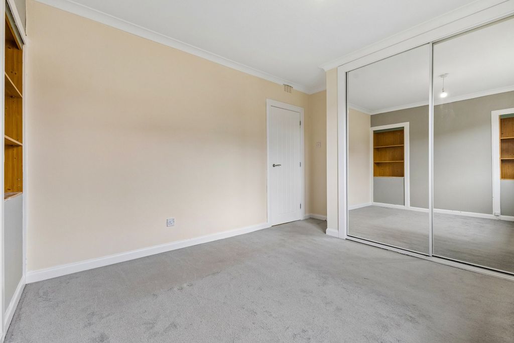 Property photo 3 of 11 Picture No. 05