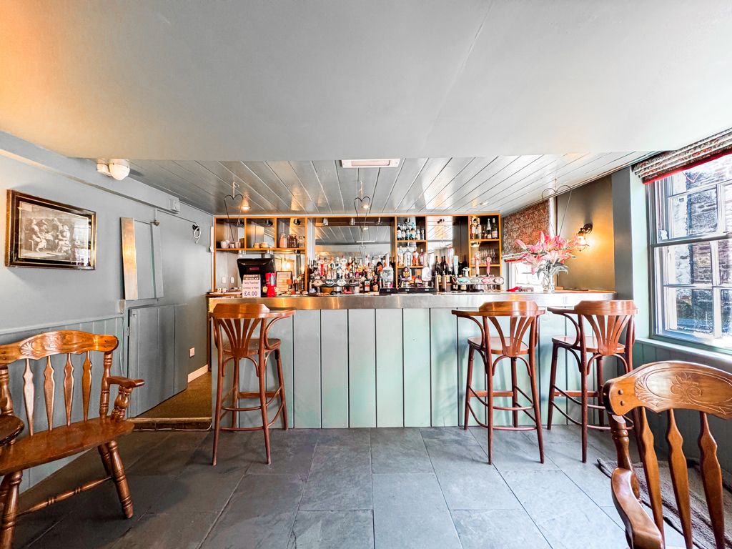 Property photo 3 of 23 Photo 4