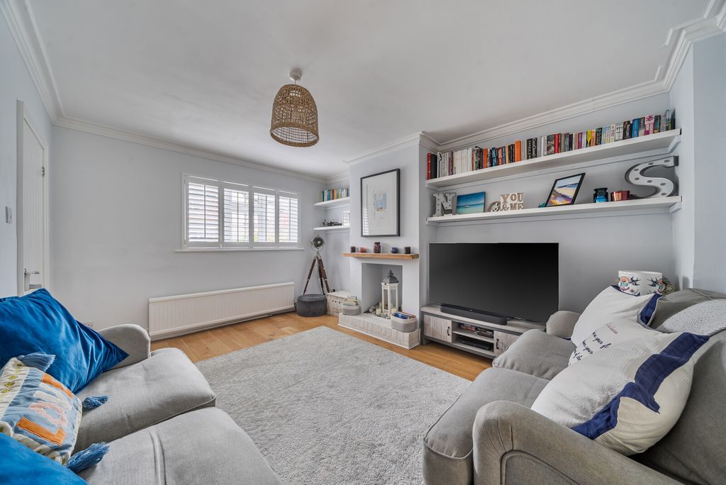 Property photo 3 of 27 Picture 3