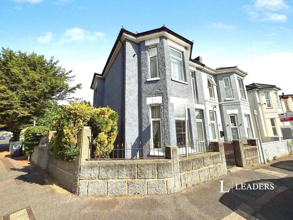 Property photo 1 of 11 Pbox-Img.Jpg