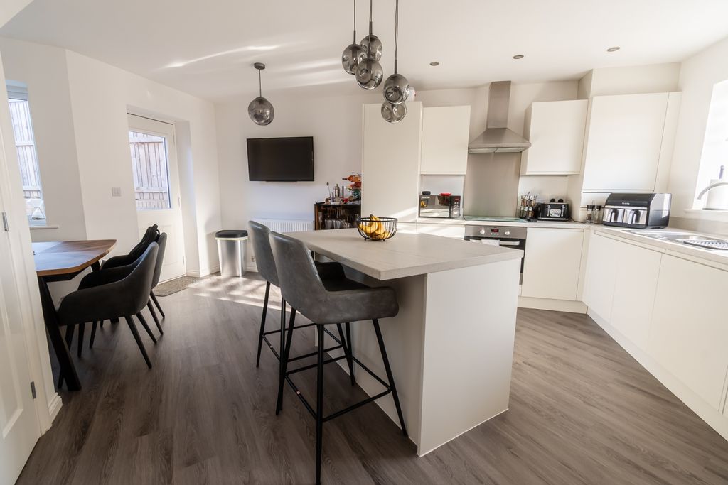 Property photo 2 of 19 _Dsc1332-Hdr