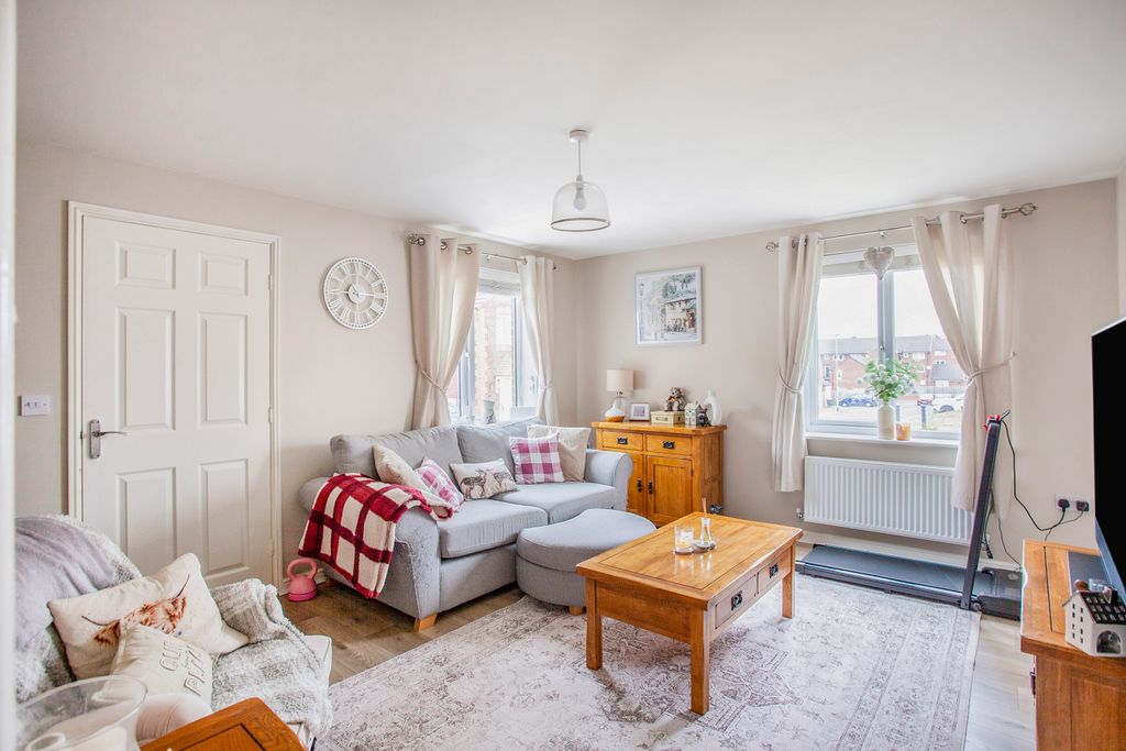 Property photo 2 of 19 Img_4893
