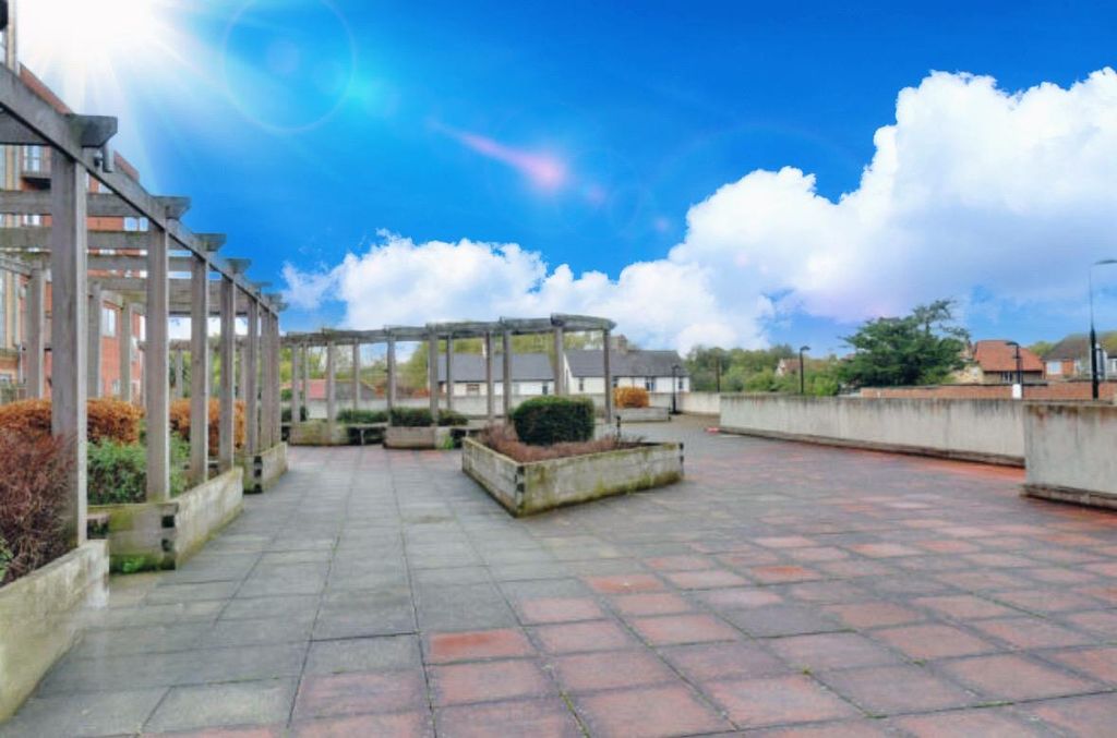Property photo 2 of 15 Communal Roof Terrace
