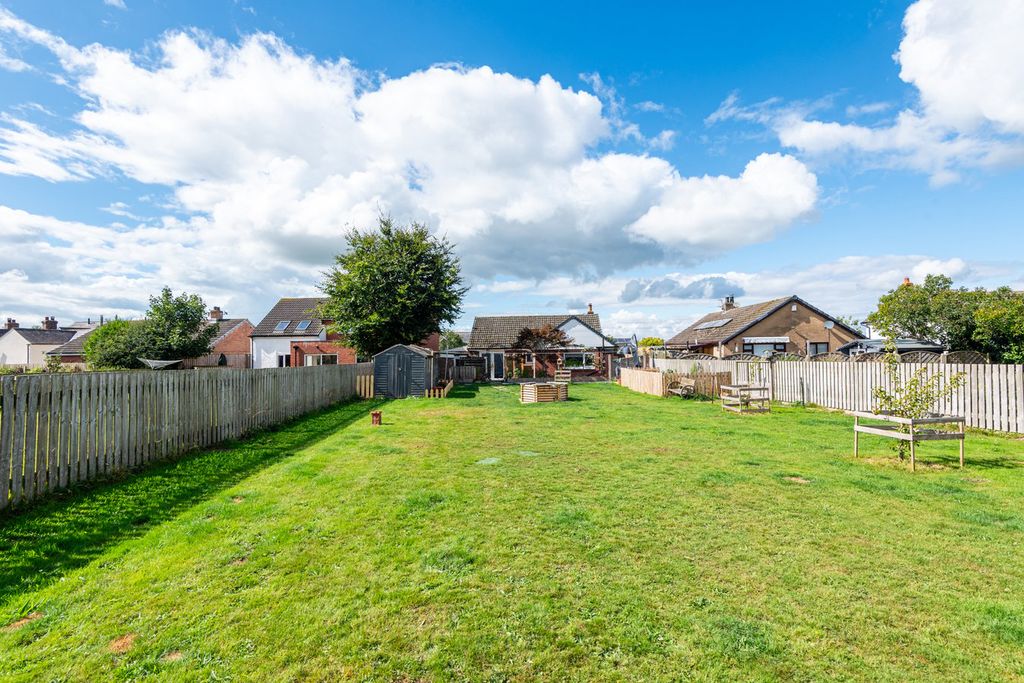 Property photo 2 of 25 Rear Garden