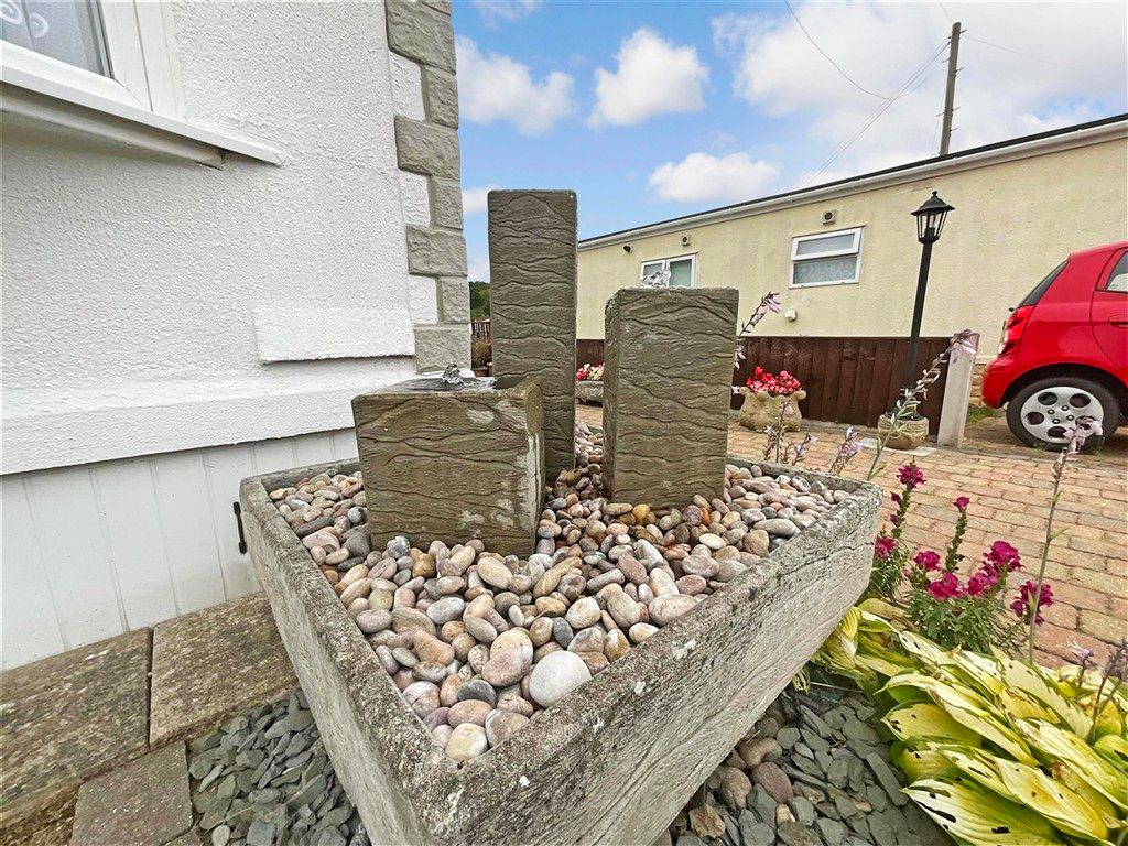 Property photo 3 of 9 Lifestyle Shot