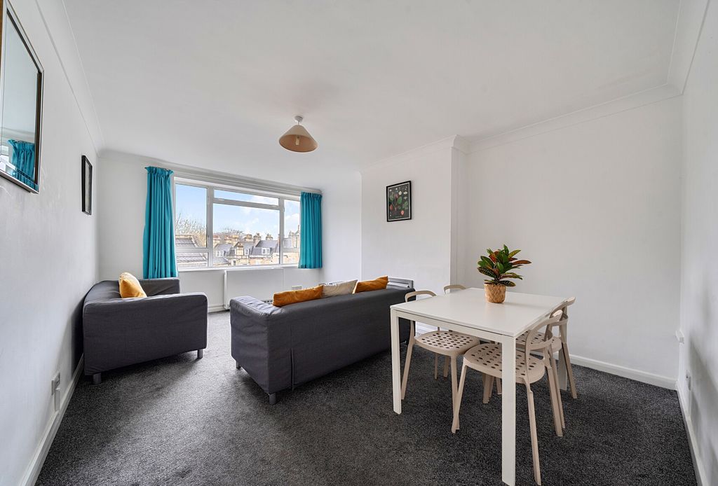 Property photo 3 of 15 1418689-7-6995F46...