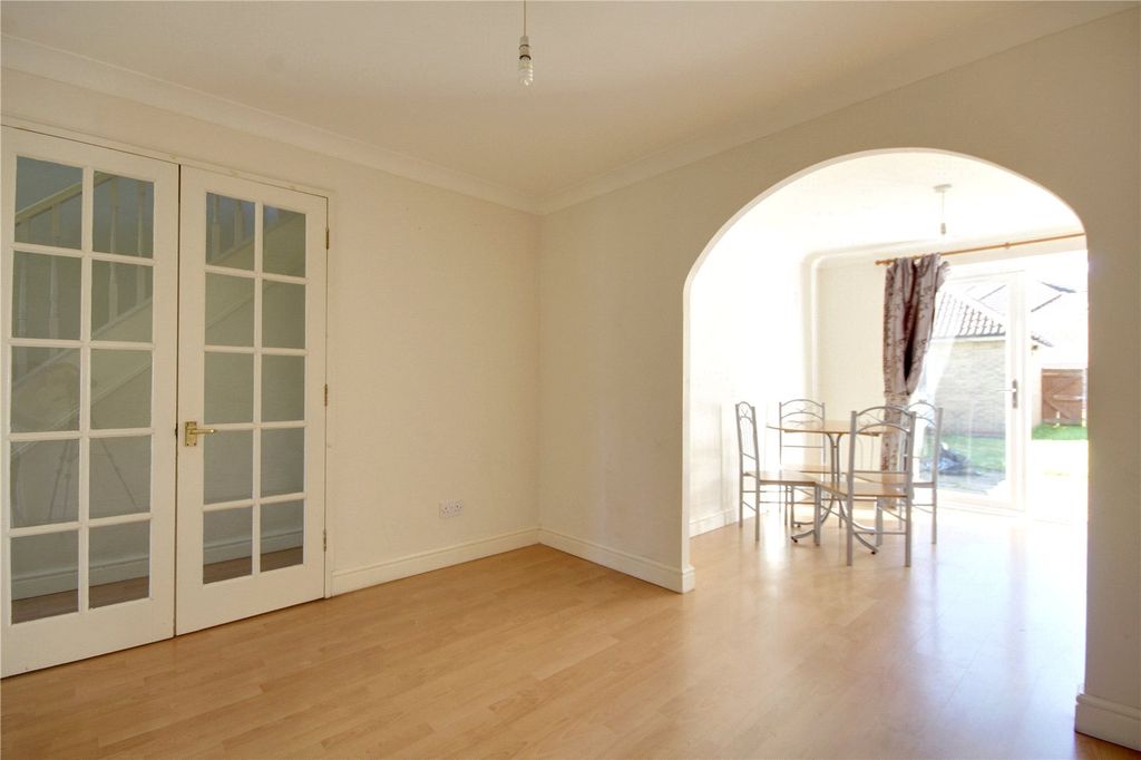 Property photo 2 of 10 Picture No. 11