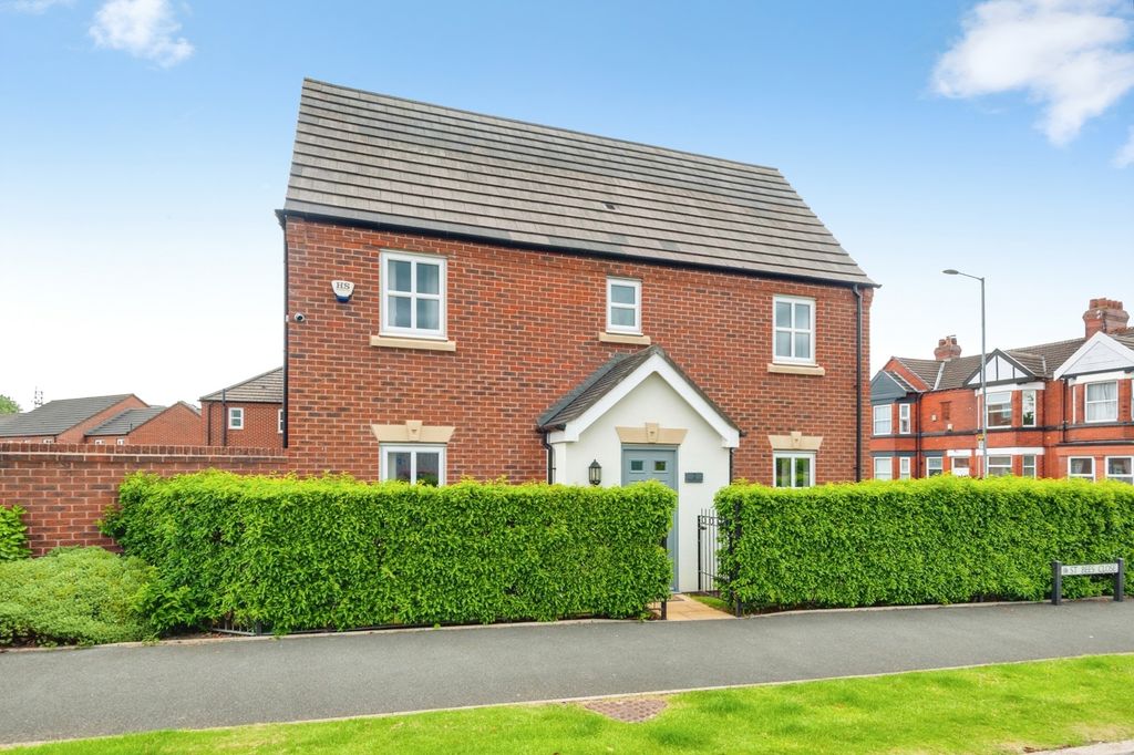 Property photo 1 of 19 Pbox-Img.Jpg