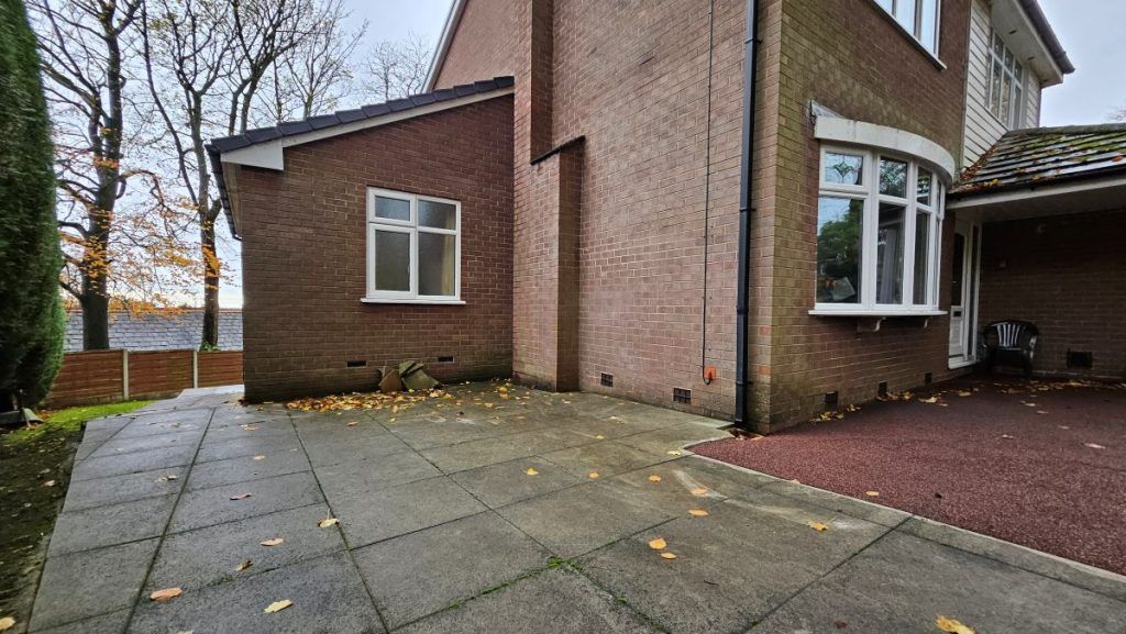 Property photo 3 of 45
