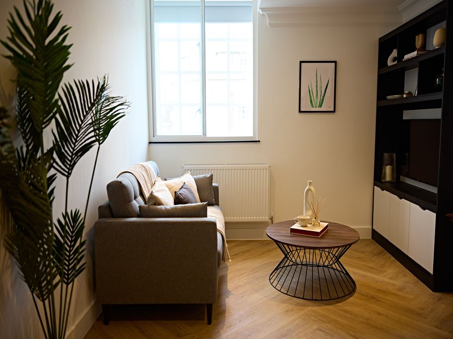 Property photo 3 of 12