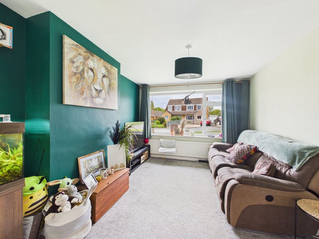 Property photo 3 of 18