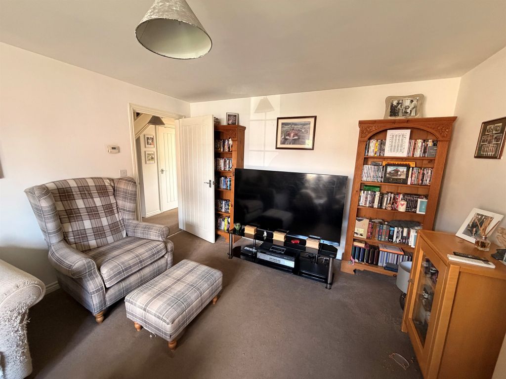 Property photo 3 of 16