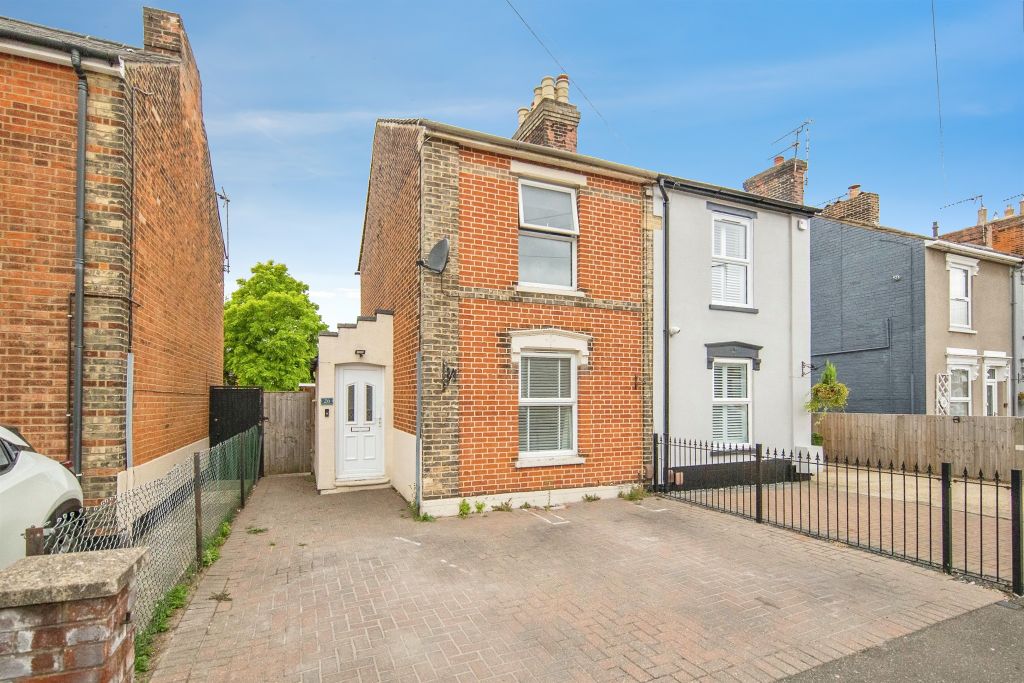 Property photo 1 of 17