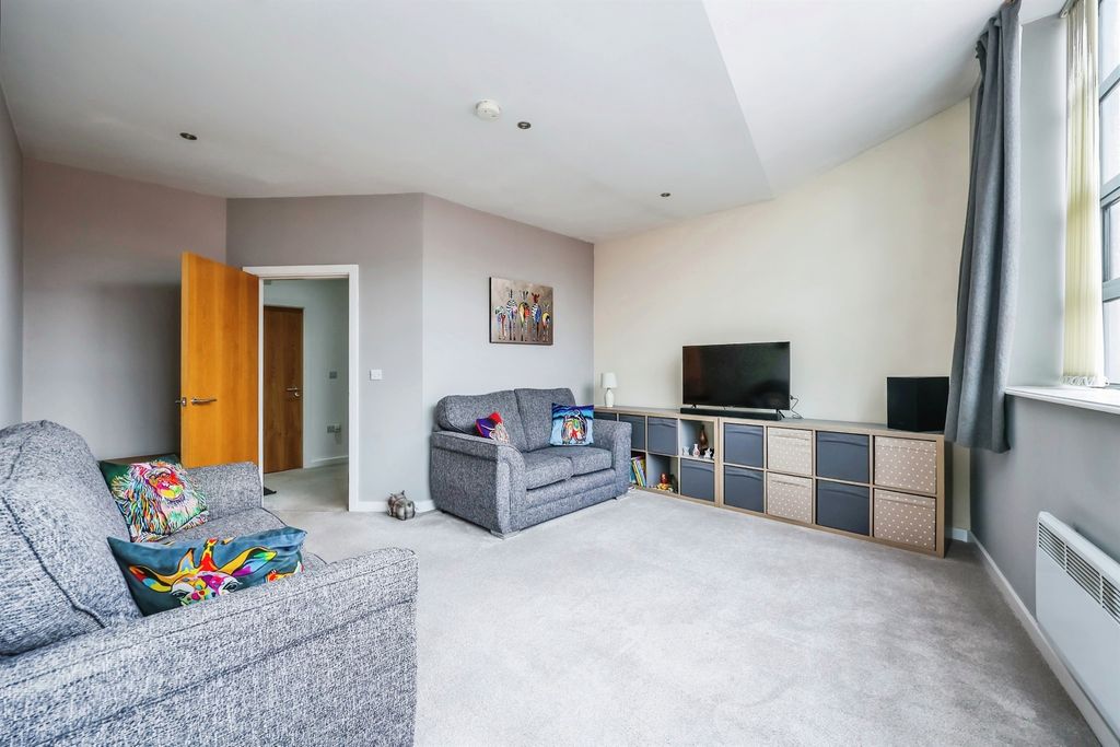 Additional image 5 of 2 bed flat for saleWharncliffe Road, Ilkeston DE7