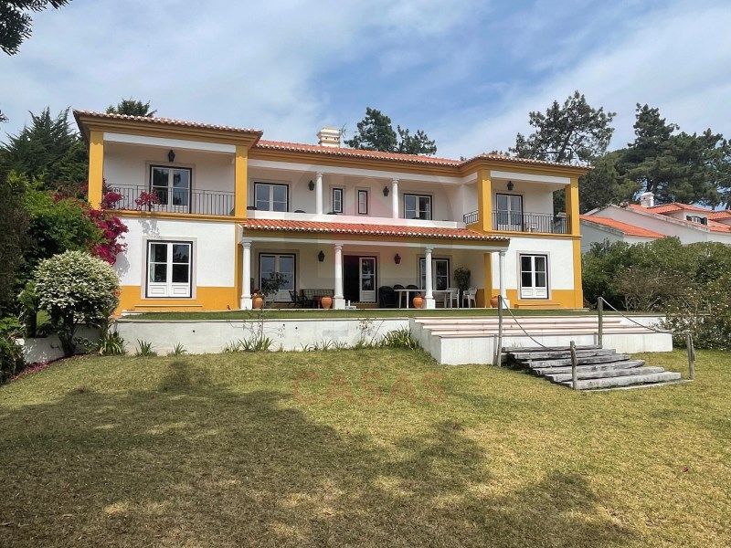 Property photo 2 of 40