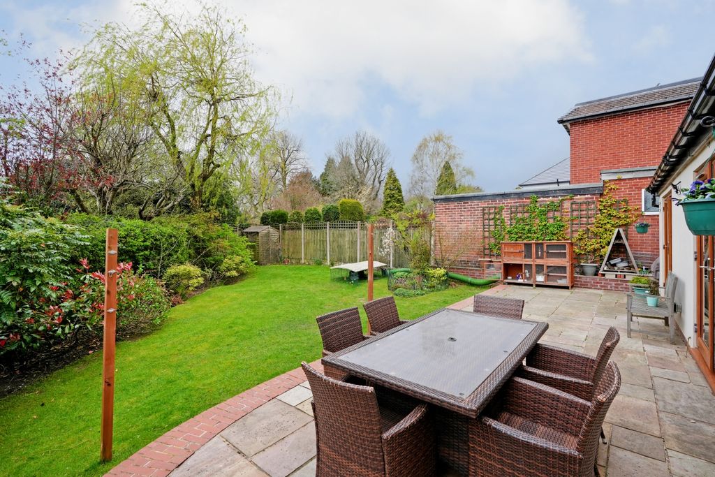 Property photo 3 of 43 Garden