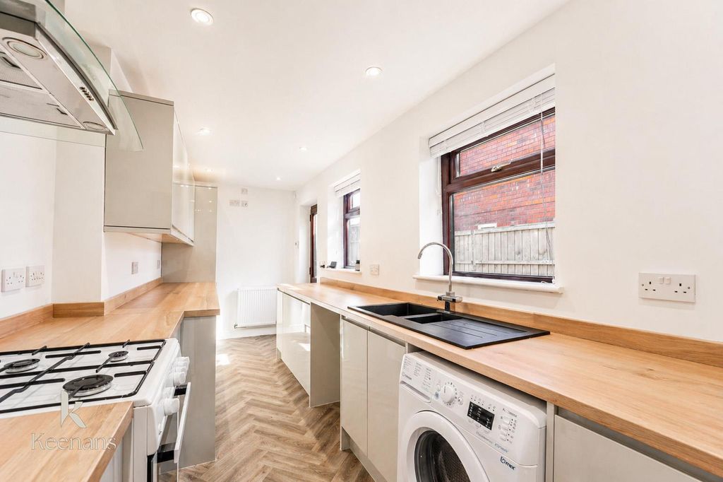 Property photo 1 of 15 R-28.Jpg