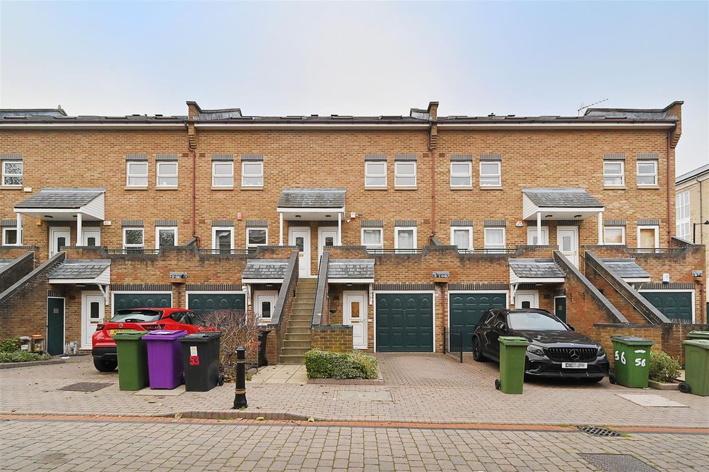 Property photo 1 of 10 55-Scooner-Close (16).Jpg