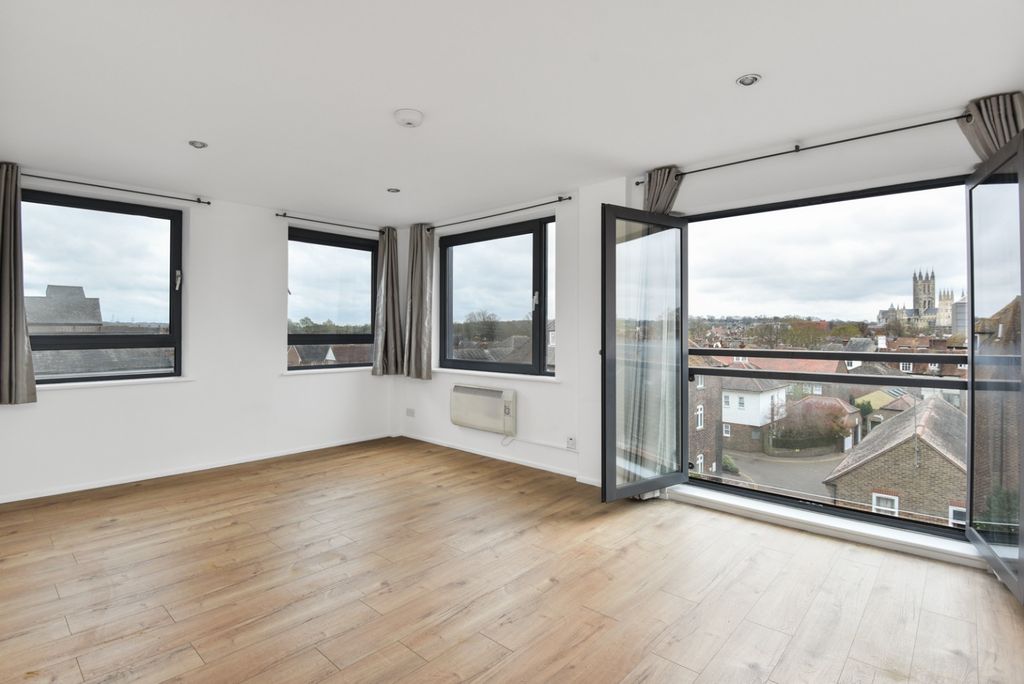 Property photo 3 of 10 3994038