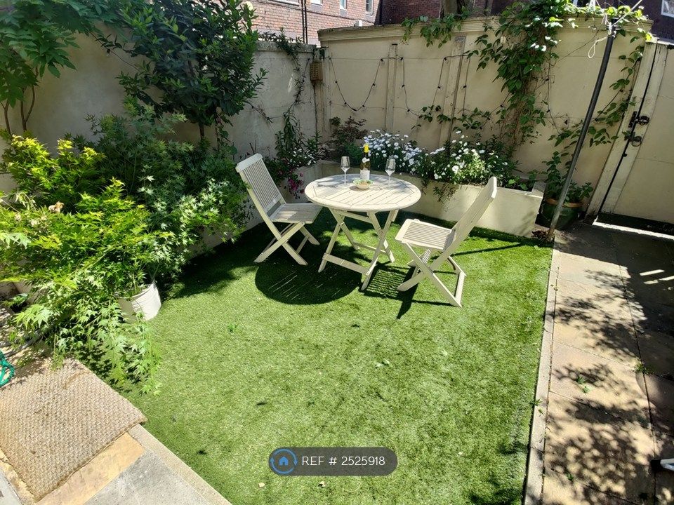 Property photo 1 of 10 Back Garden