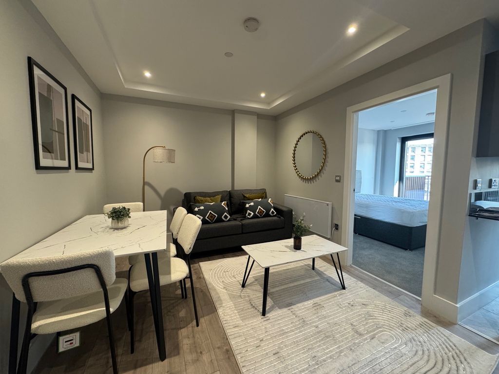 Property photo 1 of 9 Image