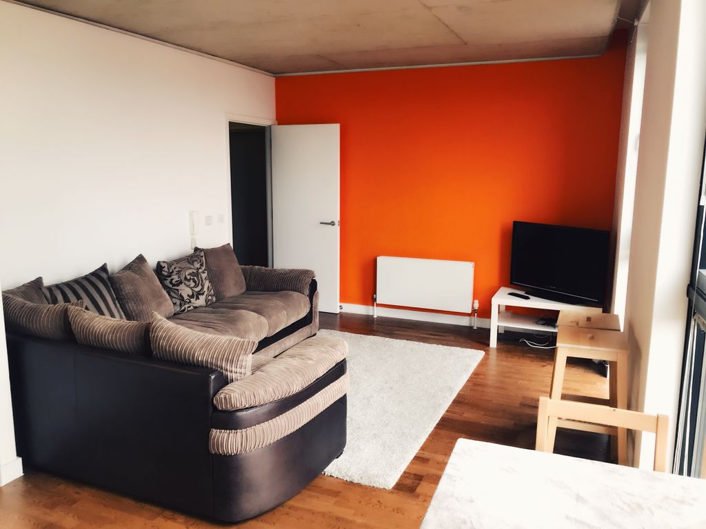 Property photo 3 of 11