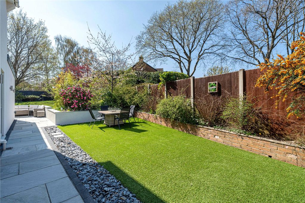 Additional image 44 of 4 bed detached house for saleCarnoustie, Tamworth, Staffordshire B77