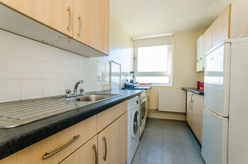 Property photo 3 of 9