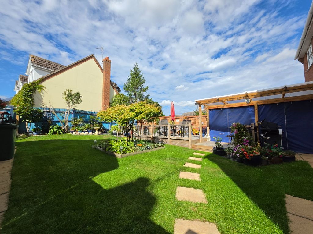 Property photo 3 of 23