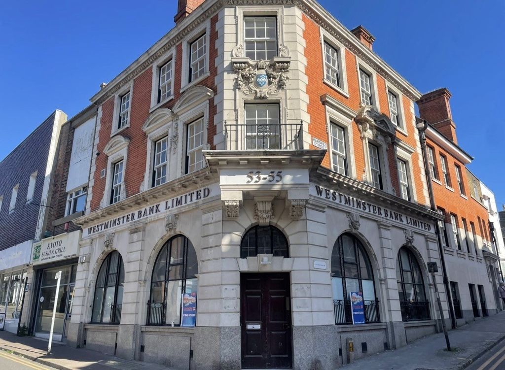 Property photo 1 of 5 Front