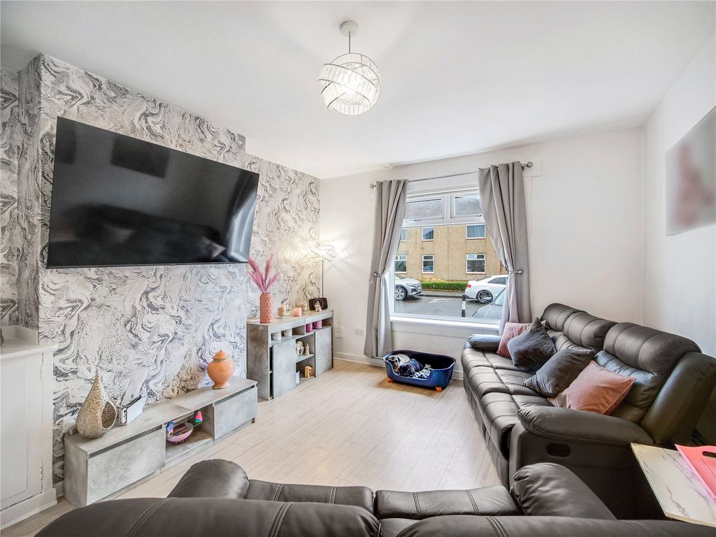 Property photo 3 of 19 Picture No. 05