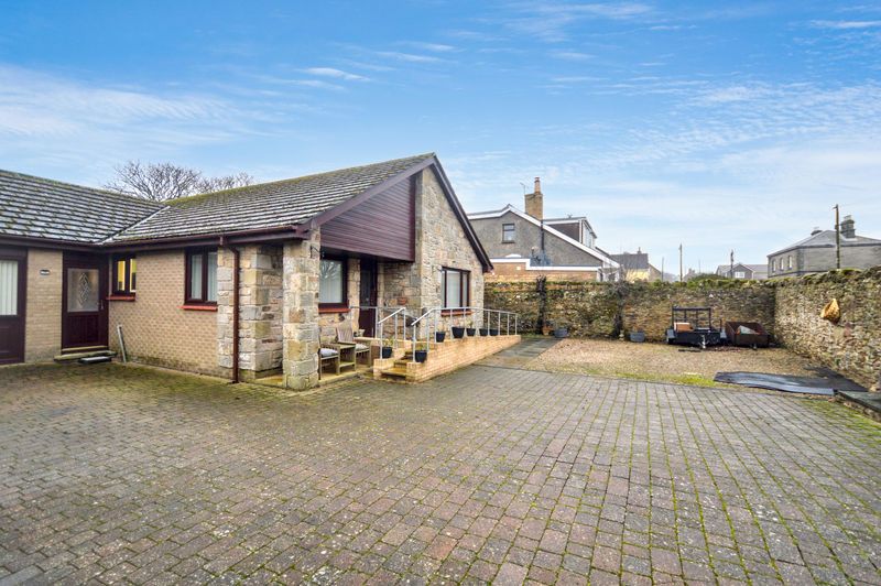 Property photo 2 of 21 Photo 3