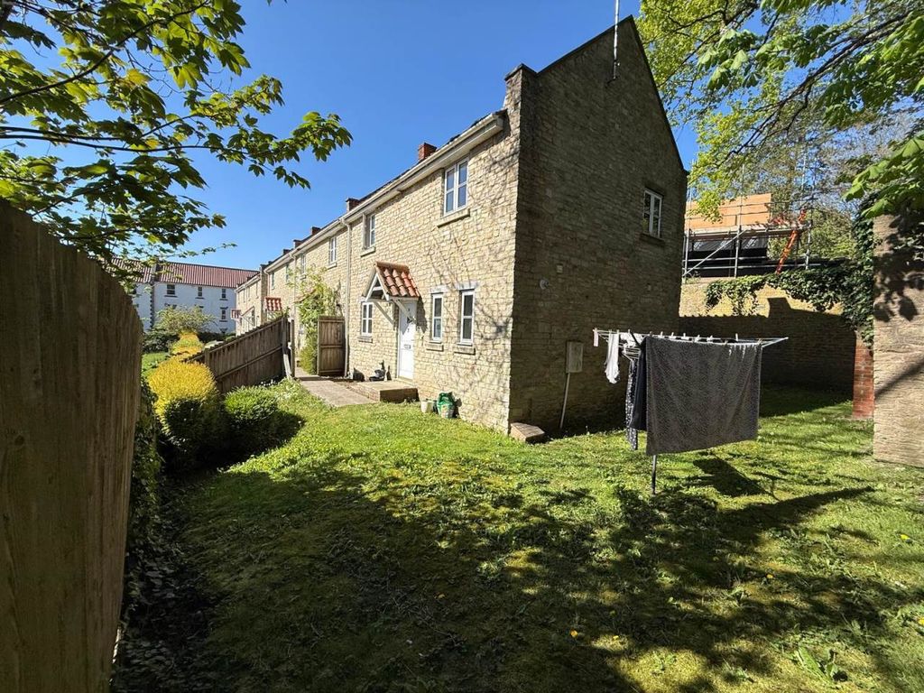 Property photo 2 of 20 External