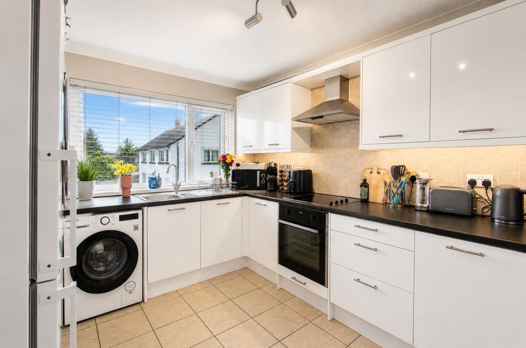 Property photo 3 of 9 Tps Bodmin 01208 74182 2